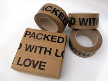 Papierklebeband "Packed with love"